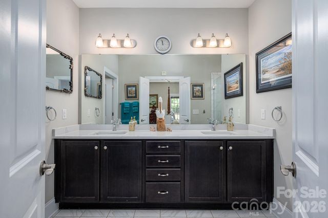 5228 Courtyard Lane, Belmont, NC 28012