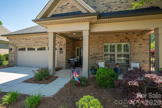 5228 Courtyard Lane, Belmont, NC 28012