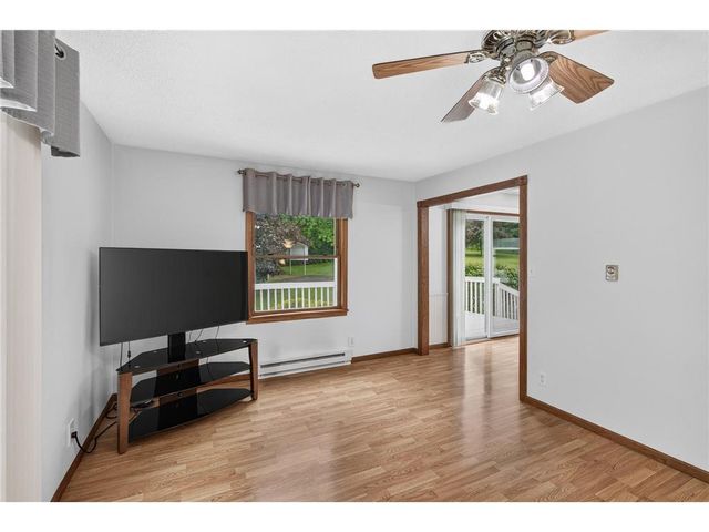 843 Yellowstone Trail, Hudson, WI 54016