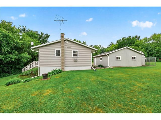 843 Yellowstone Trail, Hudson, WI 54016