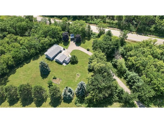 843 Yellowstone Trail, Hudson, WI 54016