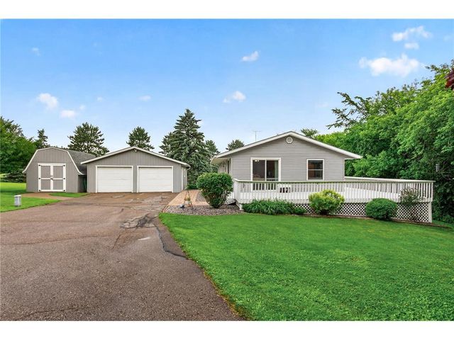 843 Yellowstone Trail, Hudson, WI 54016