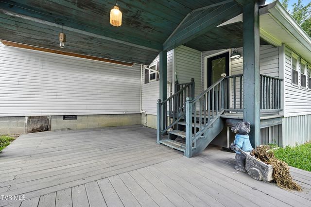 2509 Dc Caney Ridge Road, Clintwood, VA 24228