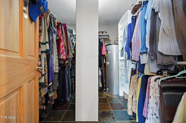 2509 Dc Caney Ridge Road, Clintwood, VA 24228