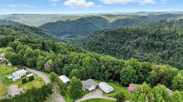 2509 Dc Caney Ridge Road, Clintwood, VA 24228