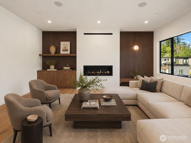 11309 113th Place NE, Kirkland, WA 98033
