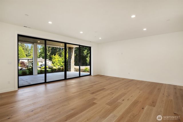 11309 113th Place NE, Kirkland, WA 98033