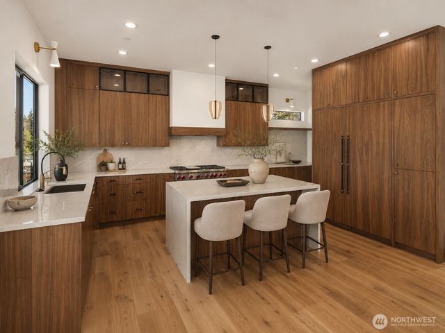 11309 113th Place NE, Kirkland, WA 98033