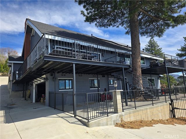30461 Live Oak, Running Springs, CA 92382