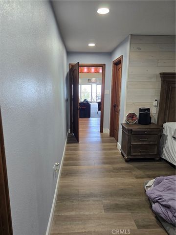 30461 Live Oak, Running Springs, CA 92382
