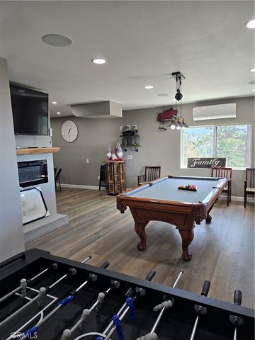 30461 Live Oak, Running Springs, CA 92382