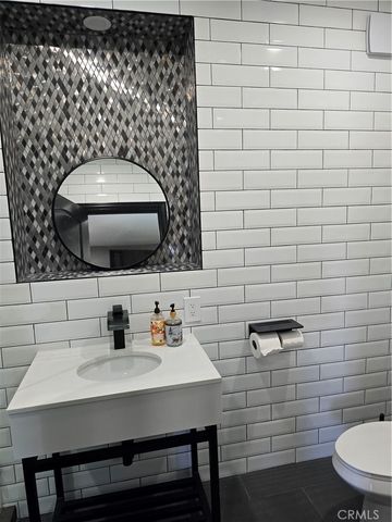 30461 Live Oak, Running Springs, CA 92382