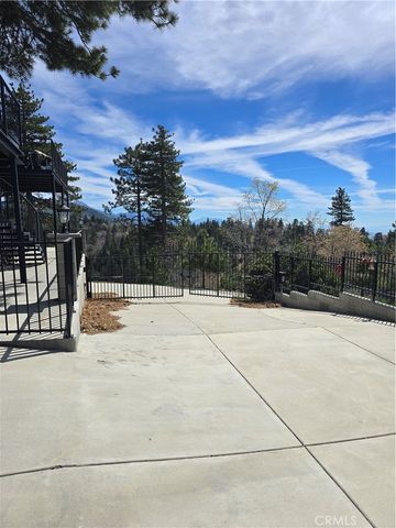 30461 Live Oak, Running Springs, CA 92382