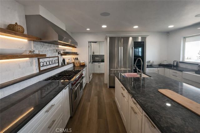 30461 Live Oak, Running Springs, CA 92382