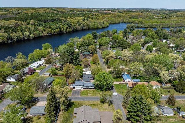 106 Lilac Street, Eau Claire, WI 54703