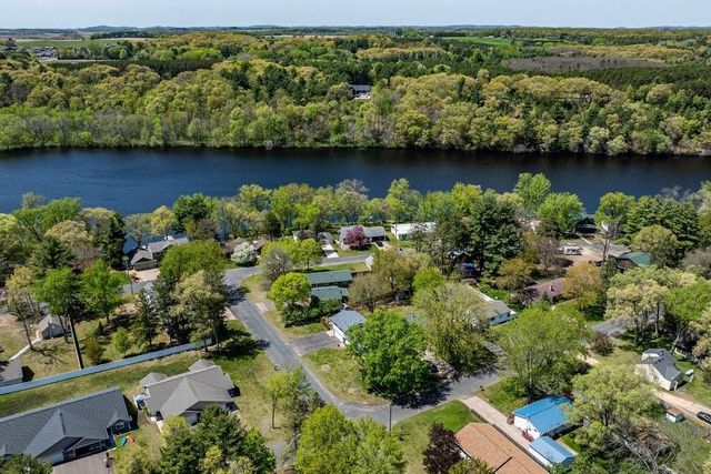 106 Lilac Street, Eau Claire, WI 54703