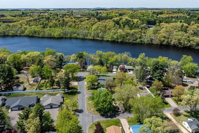 106 Lilac Street, Eau Claire, WI 54703