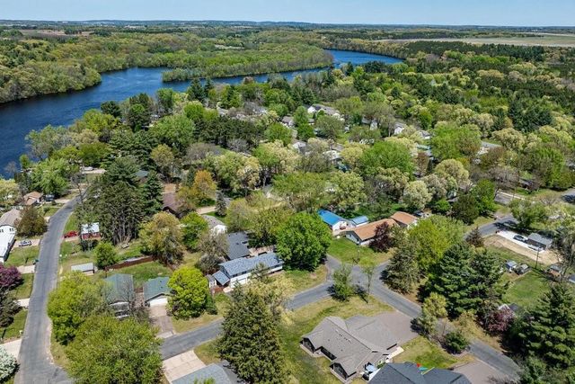 106 Lilac Street, Eau Claire, WI 54703