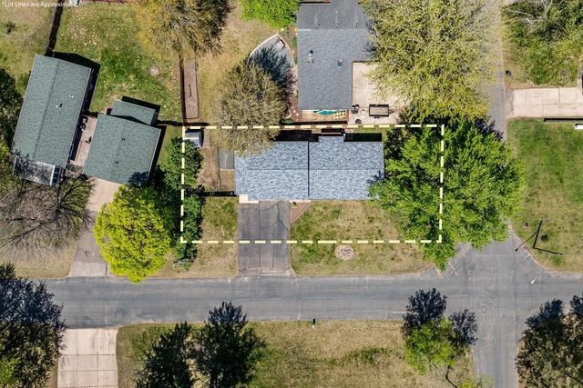 106 Lilac Street, Eau Claire, WI 54703