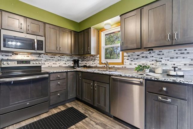 106 Lilac Street, Eau Claire, WI 54703