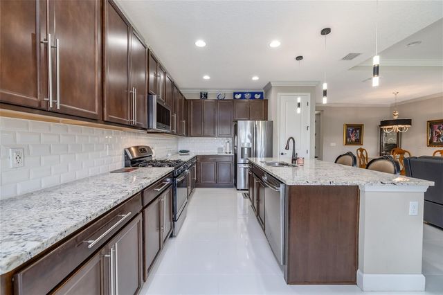 1174 AVERY MEADOWS WAY, Deland, FL 32724