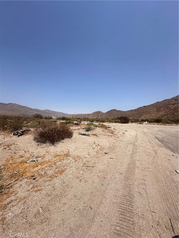 4 AKA C Street, Cabazon, CA 92230