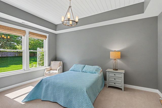609 Breaker Cove Drive, Bay City, MI 48708