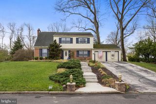 471 BUTTONWOOD LN, Cinnaminson, NJ 08077