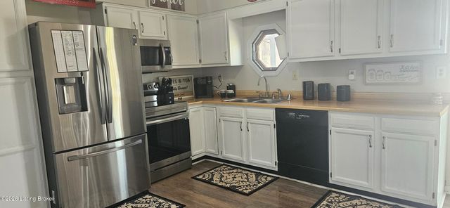 9110 US Highway 60, Guston, KY 40142