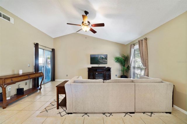 13953 FOX MEADOW DRIVE, Orlando, FL 32826