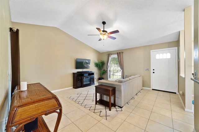 13953 FOX MEADOW DRIVE, Orlando, FL 32826
