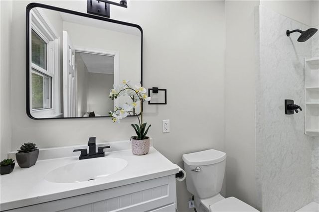 9822 Hardesty Avenue, Kansas City, MO 64137