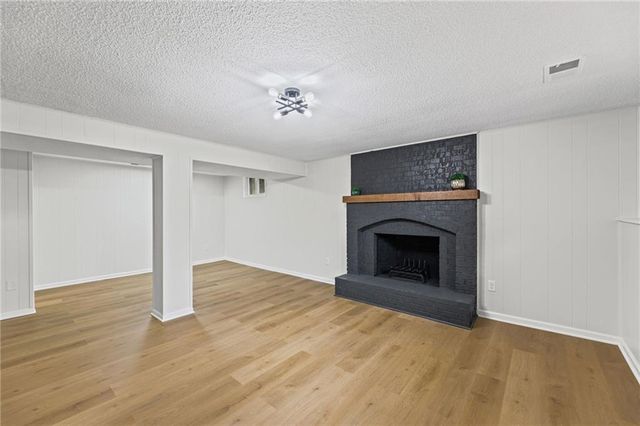 9822 Hardesty Avenue, Kansas City, MO 64137