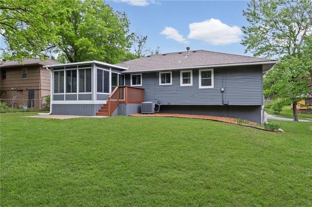 9822 Hardesty Avenue, Kansas City, MO 64137