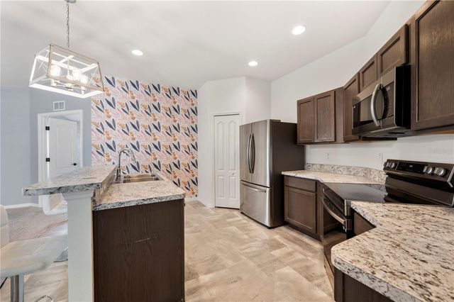 305 ARBUTHNOT STREET, Winter Haven, FL 33881