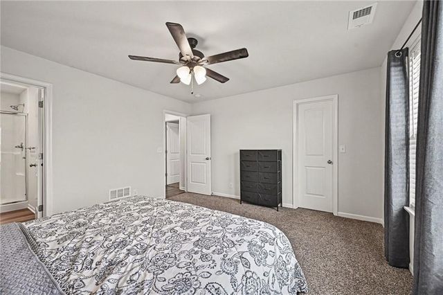 10294 Lucca Lane, Peculiar, MO 64078