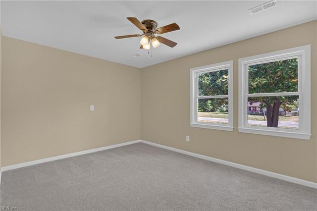 4834 Clopton DR, Hayes, VA 23072