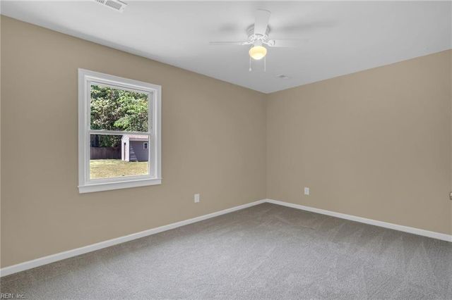 4834 Clopton DR, Hayes, VA 23072
