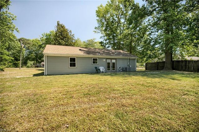 4834 Clopton DR, Hayes, VA 23072