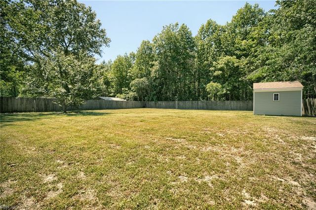 4834 Clopton DR, Hayes, VA 23072