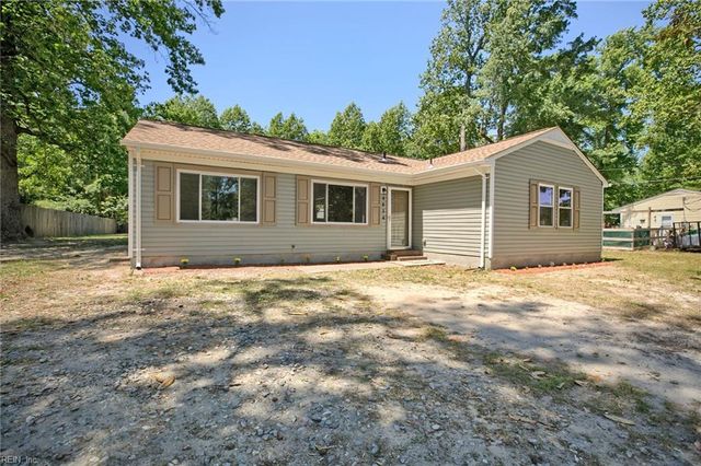 4834 Clopton DR, Hayes, VA 23072