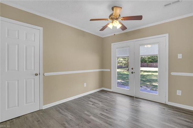 4834 Clopton DR, Hayes, VA 23072