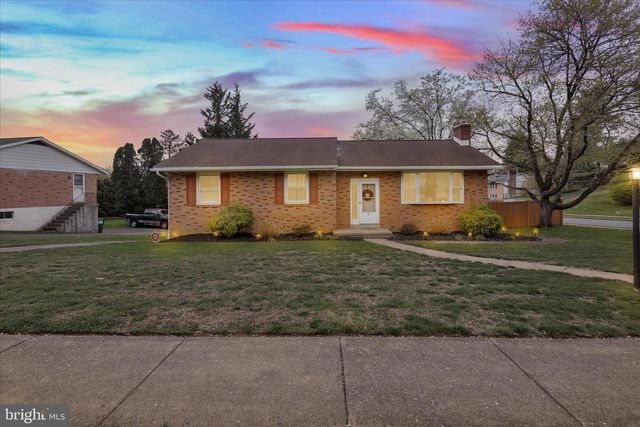 26 CRAIG DR, Reading, PA 19606