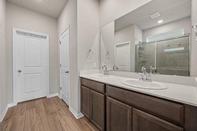 133 Outlaw DR, Liberty Hill, TX 78642