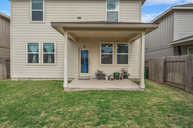 133 Outlaw DR, Liberty Hill, TX 78642