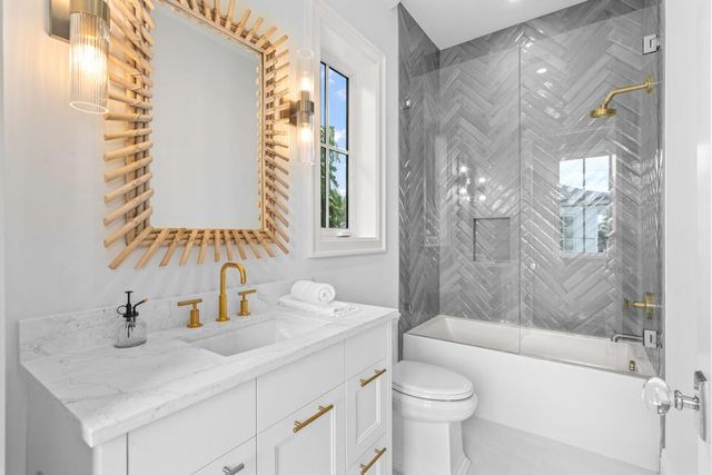 5528 Hibiscus Road, Jupiter, FL 33458