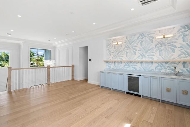 5528 Hibiscus Road, Jupiter, FL 33458