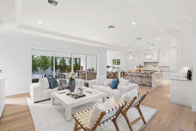 5528 Hibiscus Road, Jupiter, FL 33458