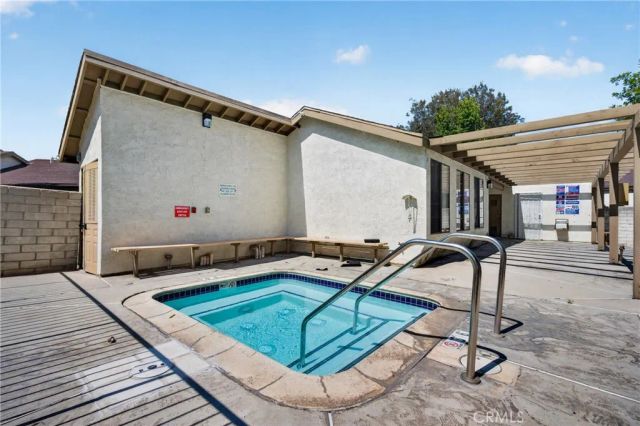 1974 E Lynwood Drive 10E, San Bernardino, CA 92404