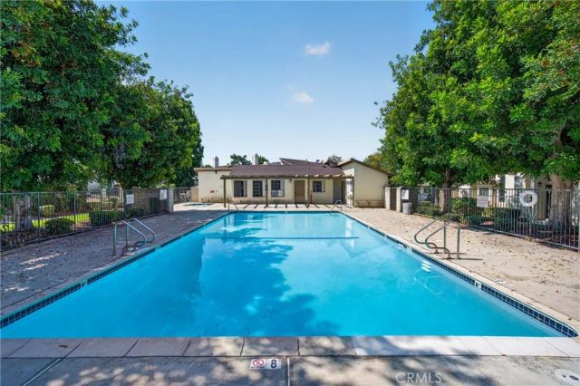 1974 E Lynwood Drive 10E, San Bernardino, CA 92404